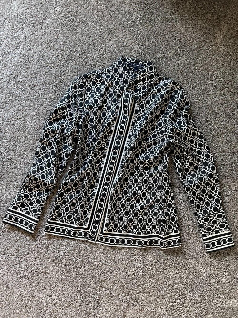 Vintage 2005 Tommy Hilfiger Silk Button Down Long Sleeve Blouse  Size 6